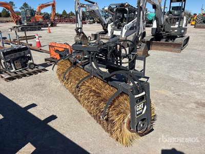 Cat BA25 96 in Hydraulic Angle Escoba