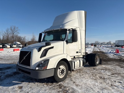 2016 Volvo VNL 4x2 S/A Day Cab Truck Tractor