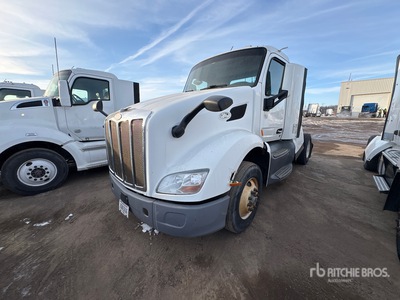 2016 Peterbilt 579 4x2 S/A Day Cab Truck Tractor