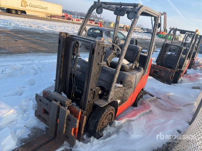 2008 Toyota 8FGCU20 4250 lb Pneumatic Tire フォークリフト