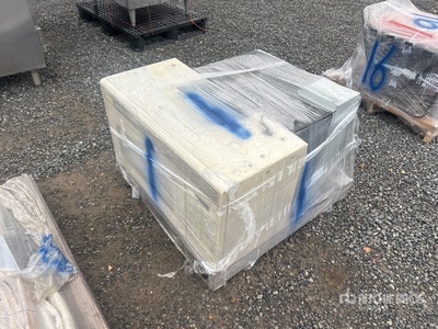 Quantity of (2) General Electric 120 Volt Microwaves その他 - 店舗 & 倉庫