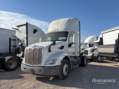 2017 Peterbilt 579 4x2 S/A Day Cab Truck Tractor