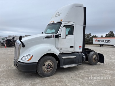 2016 Kenworth T680   4x2 S/A Day Cab Truck Tractor