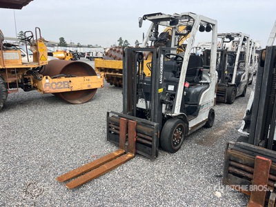 2014 Nissan CF40LP 4000 lb Cushion Tire Carrelli Elevatori