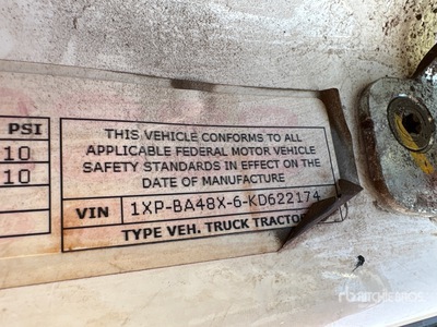 2019 Peterbilt 579 4x2 S/A Day Cab Truck Tractor (Inoperable)