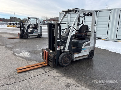 2014 Nissan MCP1F2A20LV 4000 lb Pneumatic Tire Forklift