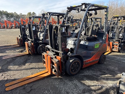 2014 Toyota 8FGCU20 4000 lb Cushion Tire Forklift