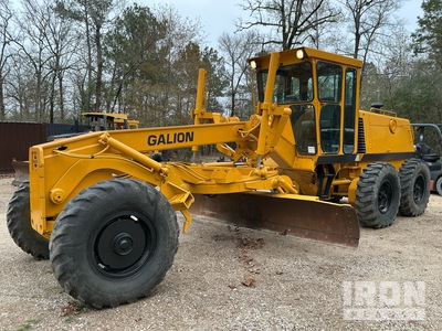 2000 (unverified) Galion 830C Motor Grader