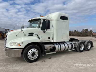 2014 Mack CXU613 6x4 Cabeza Tractora Cabina Dormitorio