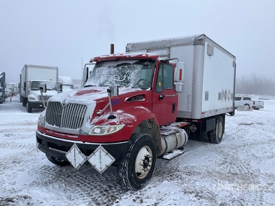 2012 International 4300 SBA 4x2 Van Truck