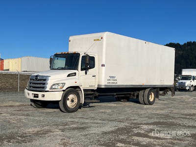 2012 Hino 268 4x2 Moving Kastenwägen