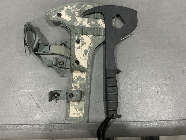 (111) Ontario Knife SP-16 FG/UC Survival Axes