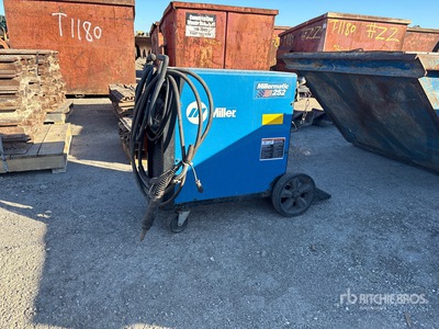 2011 Miller 232 Electric Welder (Inoperable)