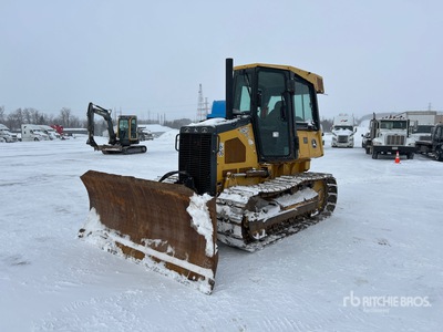 2009 John Deere 650J LT جرافة مجنزرة