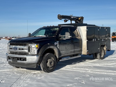 2019 Ford F-550 XLT 4x4 Extended Cab Ciężarówka serwisowa