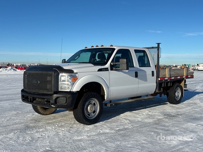 2015 Ford F-350 XL 4x4 Crew Cab Camión Caja Abierta