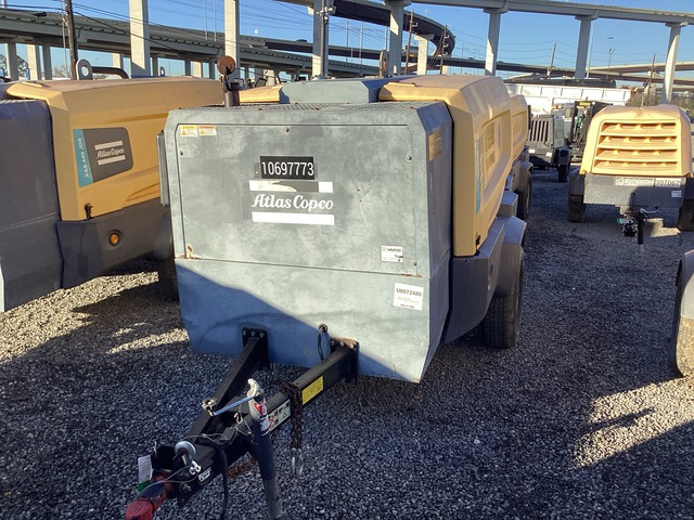 2017 Atlas Copco XAS440JD8 Mobile Air Compressor