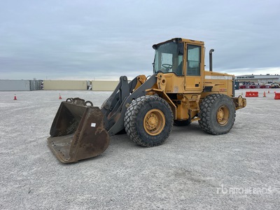Volvo L70D Pala cargadora