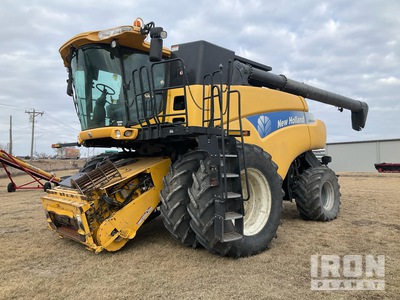 New Holland CR9080 4x4 حصادة مجمعة