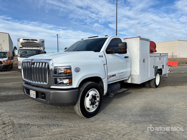 2022 International CV515 4x2 Service Truck