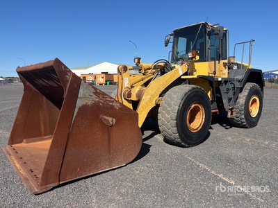 2007 Komatsu WA430-6 Pala gommata