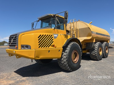 2001 Volvo A40D 30000 L Articulated Water Wagon
