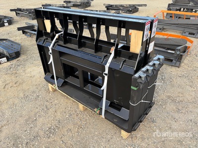 Quantity of (2) 2025 LYALS ALSF48 48 in Fourches pour Skid Steer (Unused)