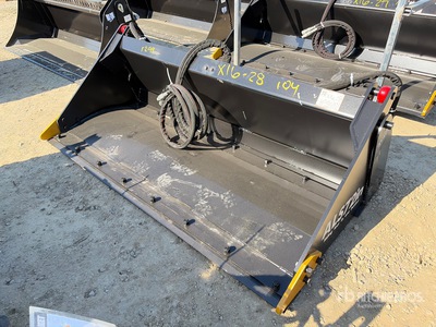 2026 LYALS ALSSB72IN 72 in Multi-Purpose Godet pour Skid Steer (Unused)