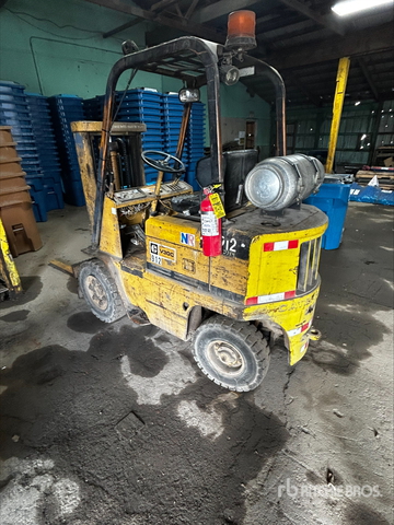 MONTACARGAS 1979 CATERPILLAR V30C