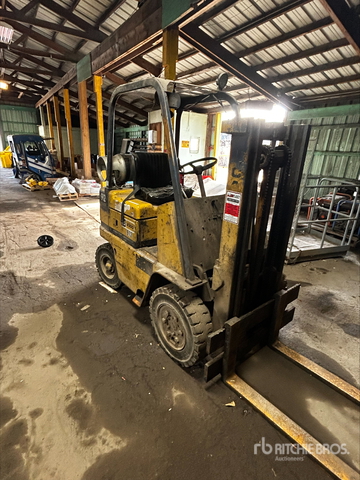 MONTACARGAS 1979 CATERPILLAR V30C