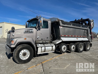 2016 Western Star 4700SF Phoenix 12x4 Five Axle Dump Truck
