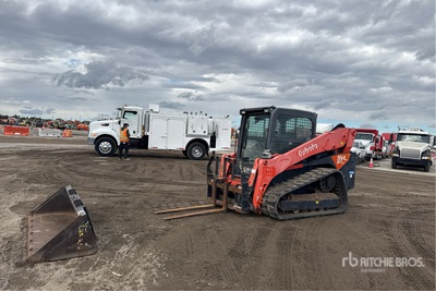 2021 Kubota SVL97-2 High Flow Compact Track Loader