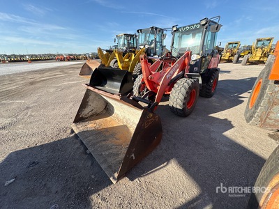 2015 Kubota R630 جرافة