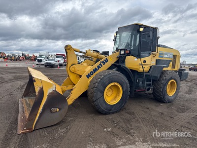2018 Komatsu WA320-8 Chargeuse sur pneus