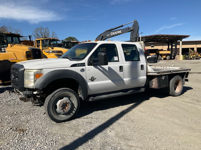 2014 Ford F-550 XL 4x4 Crew Cab Flatbed Truck