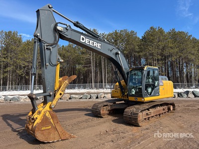 2020 John Deere 210GLC Tracked Excavator