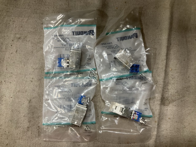 (1,832) Panduit CJS6X88TGY Shielded Jack Modules