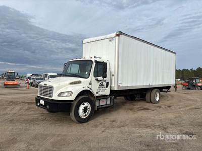 2014 Freightliner M2 106 4x2 Furgonetka