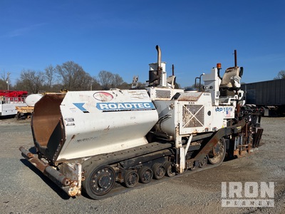 2013 Roadtec RP195 Track Asphalt Paver
