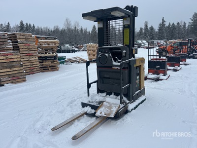 2006 Cat NOR30P 3000 Lb Order Picker (Inoperable)