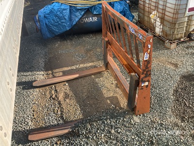 Versatech 42 In Skid Steer Forks