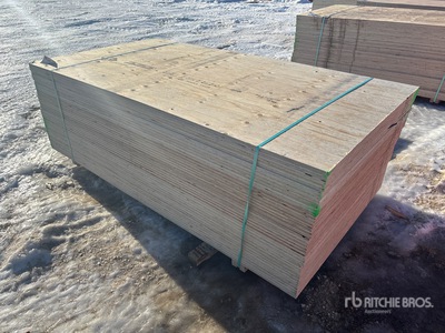 Quantity of (40) 3/4 in 4x8 CSP/DFP No Stamp 合板 (Unused)