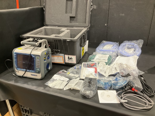 (17) Hamilton Medical T1 Intelligent Transport Ventilators