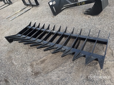 84 in スキッドステア ランドスケープ レーキ (Unused)