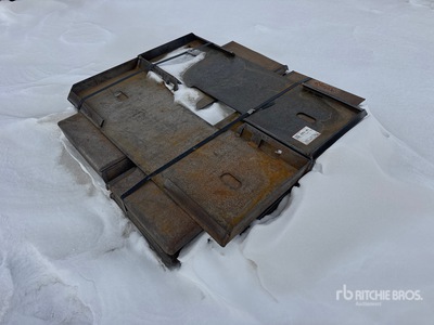 Quantity of (10) 2025 Kit Containers QT-F-BLANK 44 in لوحة تركيب للسكيد ستير