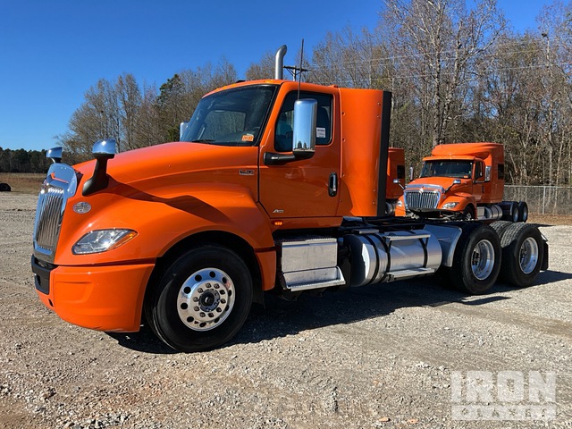 3HSDZTZR8PN659964 International Lt 625 Photo 1