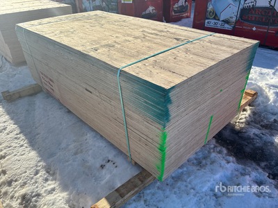 Quantity of (50) 5/8 in 4x8 CSP/DFP No Stamp 合板 (Unused)