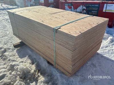 Quantity of (50) 5/8 in 4x8 CSP/DFP No Stamp 合板 (Unused)