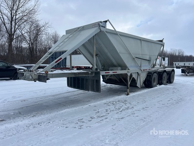 1995 Raglan 22 ft Tri/A Belly Dump Trailer