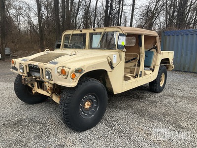 2006 AM General M1097R1 HMMWV 4 Door Soft Top w/Truck Body